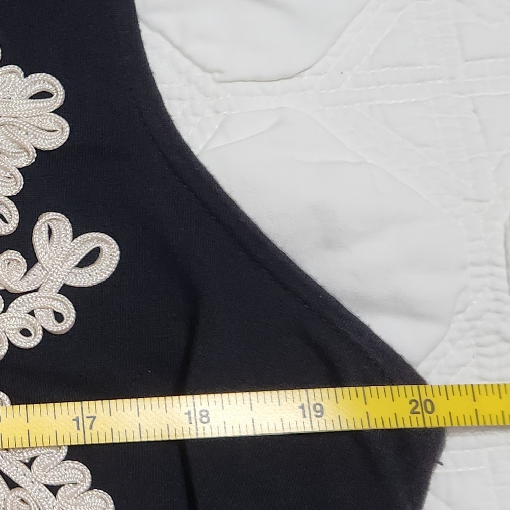 Sz L INC Embroidered Black and Off-White Blouse - Picture 11 of 13